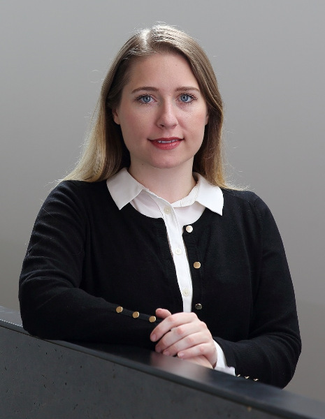 {{ VIEWS.TEAM.MEMBERS.DEMHAY.NAME | translate }}